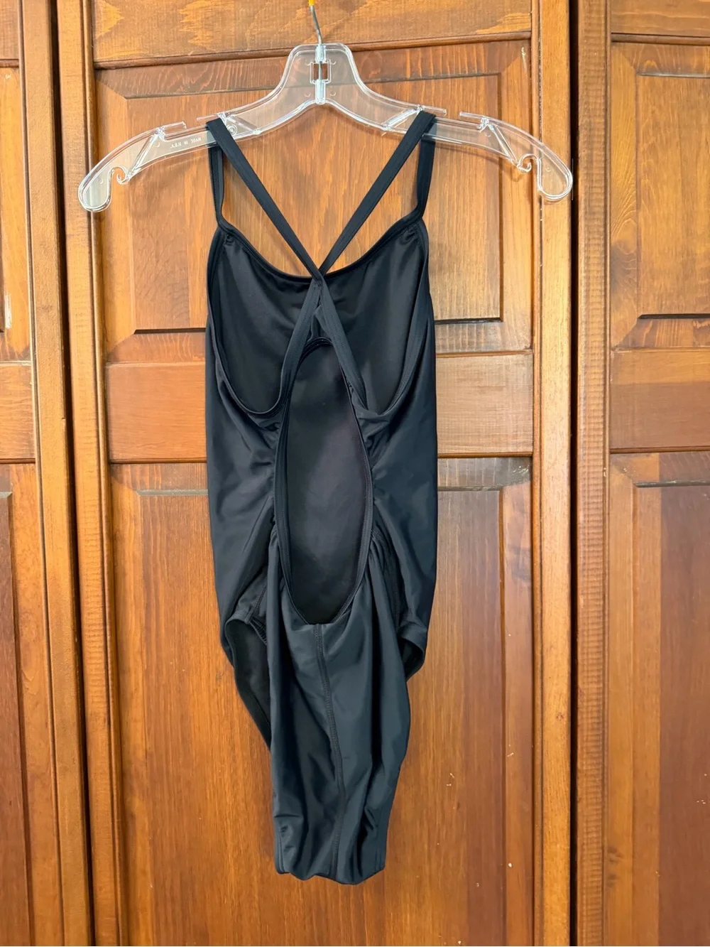 TYR Black One-Piece Swimwear training athletic size Medium
